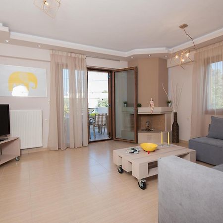 Villa Harmony-Crete Residences 아델리아노스 캄포스 외부 사진