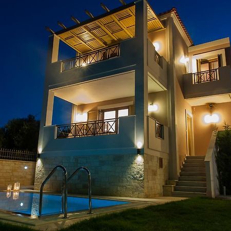 Villa Harmony-Crete Residences 아델리아노스 캄포스 객실 사진